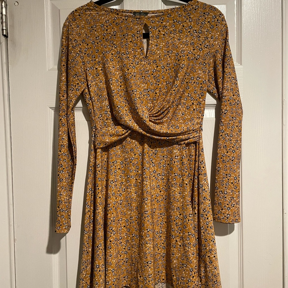 Mustard colored dress